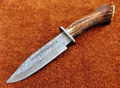 CUCHILLO DE CAZA DE ACERO DAMASCO HECHO A MANO PERSONALIZADO 13" MANGO DE CIERVO CON FUNDA DE CUERO Foto 1 de 4