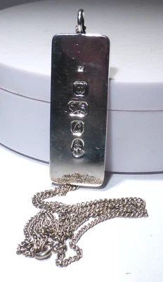 Solid Silver Ingot Necklace 30g UK Hallmark 1977 QEII Jubilee 23.5" Box - Image 1 of 4
