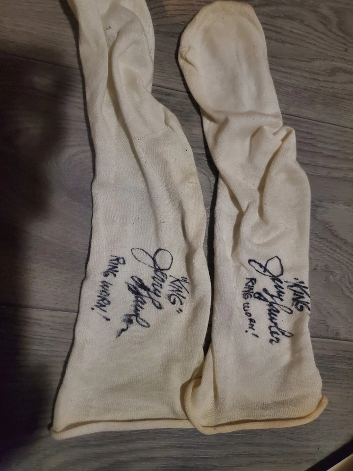 Jerry Lawler Anillo Usado Calcetines USWA WWF WWE AWA REY Lucha Libre  Foto 1 de 1