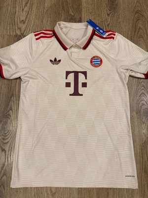 BAYERN MUNICH 2024/2025 ADIDAS THIRD FOOTBALL SHIRT SOCCER JERSEY SIZE M IZ3129 - Image 1 of 4