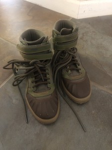 moloo boy brown puma