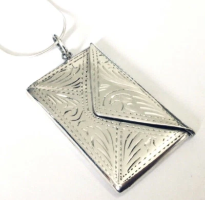 Estuche de sellos grabados en plata de ley nota de amor foto medallón chatelaine colgante BN Foto 1 de 4