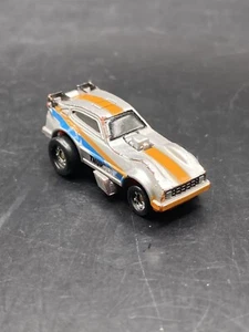 Micro Machines Galoob 1988 Plymouth Arrow Car Silver Orange Thunder VTG Toy Car - Picture 1 of 7