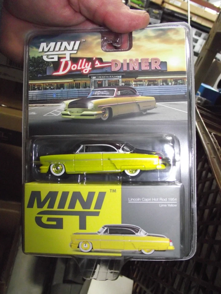 Мини gt 1/64 1954 Lincoln Capri hot rod лайм желтый новый в коробке - Изображение 1 из 1