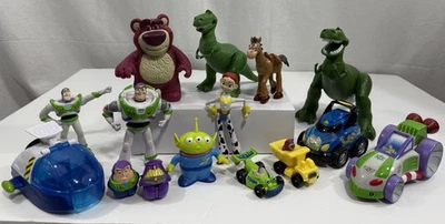 Lote de 15 Figuras Disney/Pixar Toy Story Juguetes T-Rex Buzz Bullseye Alien Zurg Foto 1 de 4