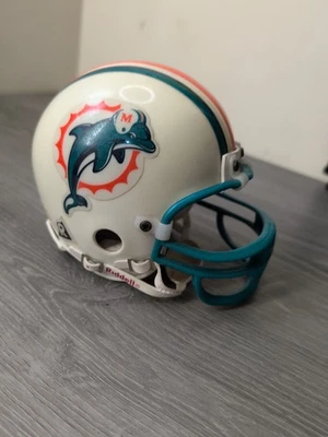 Minicasco Riddell 1995 vintage de fútbol americano de la NFL Miami Dolphins Foto 1 de 4