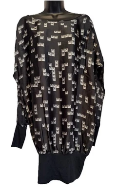 Nuevo con etiquetas Mini Vestido Túnica Vertigo Paris Para Mujer’s S Negro Gris Geométrico Manga Larga Foto 1 de 4