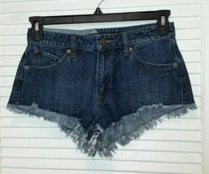 Volcom Brand Cut Off Frayed Denim Jeans Distressed Micro Fit Size 26 - Picture 1 of 12