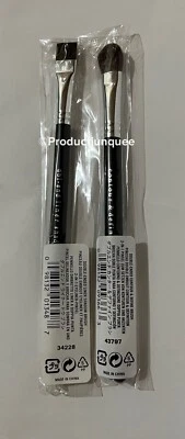 bareMinerals Lote De 2 Pinceles Delineadores Doble Extremo Sombra Y Contorno Y Define Foto 1 de 4