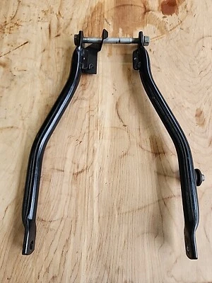 2003 BMW R1150r Left-right Front Frame Brace Support Brackets - Image 1 of 2