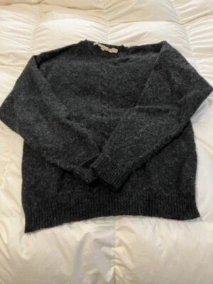 Perry Ellis 100% Wool Crew Neck Sweater - Image 1 of 4