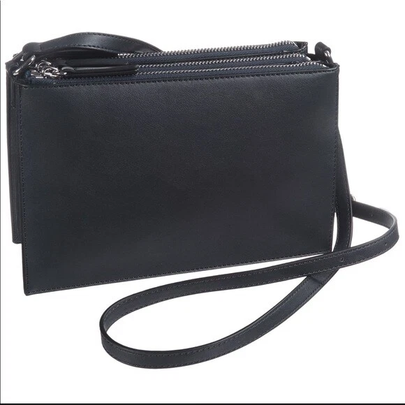 NOVO! $78 Bolsa tiracolo French Connection Reese COMPARTIMENTO TRIPLO - AZUL MARINHO ESCURO - Imagem 1 de 4