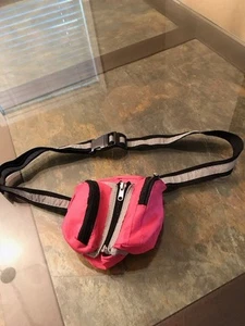 Trinkflaschen Hüfthalter rosa verstellbar Trinkflaschengröße Jogging Walking - Bild 1 von 5