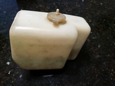 Botella lavadora Mercedes-BENZ A1078690320 72-78 Winshield 450SL 450SLC 350SL VDO Foto 1 de 4