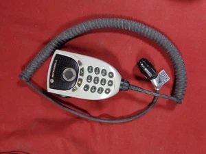 MOTOROLA APX8500 VHF APX7500 UHF APX6500 HANDHELD CONTROL HEAD HMN4079C  -  C64 - Picture 1 of 2