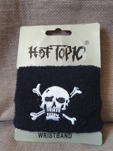 New Vintage Hot Topic Skull Crss Bones Cuf Wristband - Picture 1 of 4