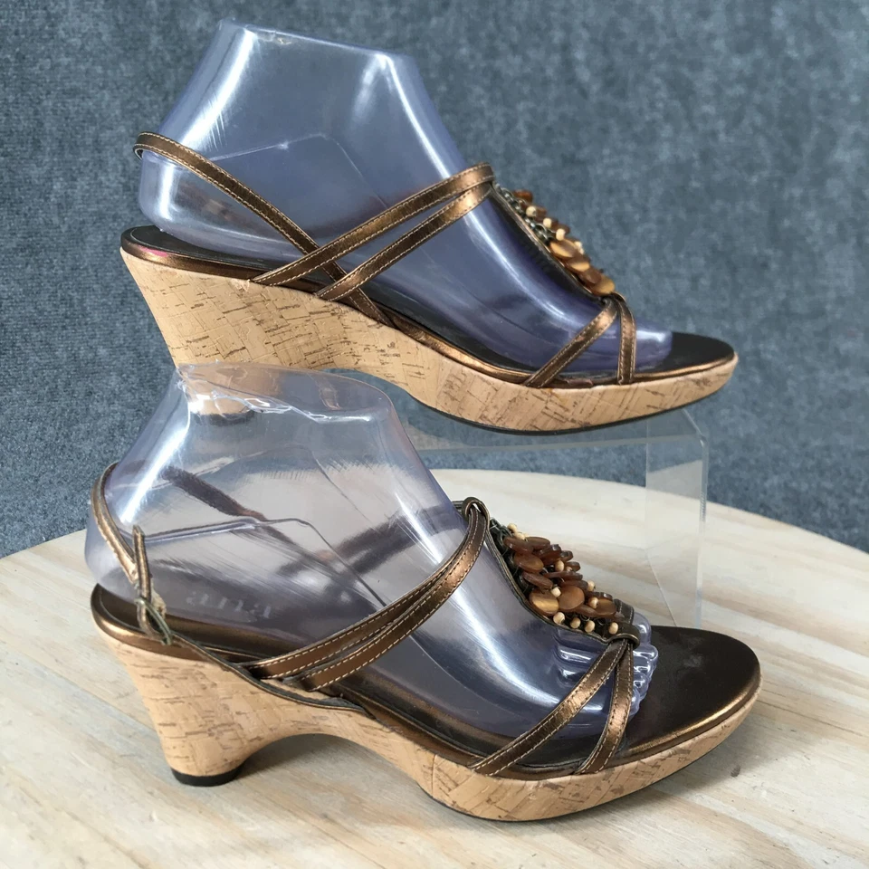 Sandalias A.N.A para mujer 8 M con cordones de cuero dorado informales hebilla cuña punta abierta Foto 1 de 4