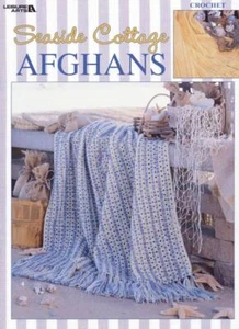 FREIZEITKUNST GEHÄKELT MEERHAUS AFGHANER 7 DESIGNS OOP 2002 - Bild 1 von 7