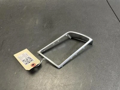 Dashboard Left Vent Grille Bezel 2018 Mercedes GLS 550 2017 2019 - Image 1 of 4