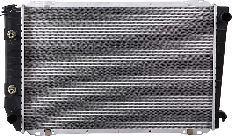 Radiator For Grand Marquis LTD Crown Victoria Town Car Colony Park V8 5.0L 5.8L - Image 1 of 4