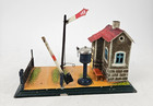 Märklin Bahnwärterhaus mit Läutewerk L: 23 cm im Originalzustand Rauhfaserhaus