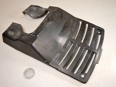 87 Honda TRX350 Fourtrax 4X4 TRX 350 Cubierta de guardabarros delantero superior Panel de parrilla Foto 1 de 4