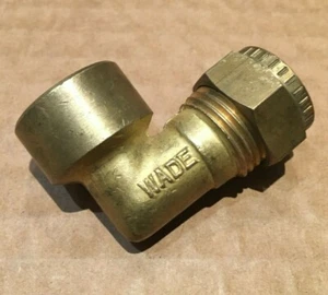Wade Female Stud Elbow 1/2" OD tube x 3/8 BSPP Thread. - Picture 1 of 1