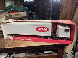 ERTL CHEVY TITAN CAB TRUCK &TRAILER ACME Supermarket 1987 NIB USA Made Steel Toy - Picture 1 of 10