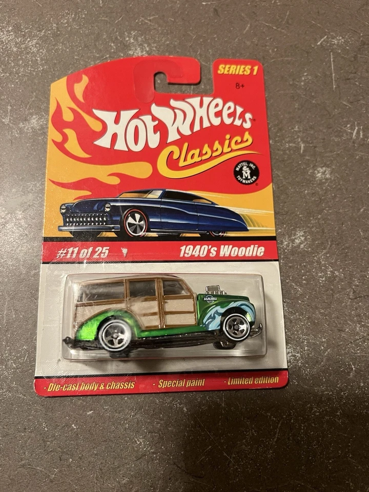 Ford Woodie Serie 1 H7076 Verde 11/25 Hot Wheels Classics Años 40 Foto 1 de 4