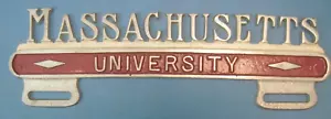 Original Aluminiumguss Kennzeichenaufsatz Massachusetts University Nizza - Bild 1 von 2