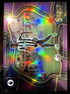 Alexander Isak 2022-23 Panini Select Field Level /135 - Image 1 of 2