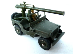 DINKY TOYS JEEP HOTCHKISS - WILLYS CANON DE 106 1964/71 BON ÉTAT 829 - Picture 1 of 8