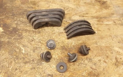 Ural 1997 650 Sportsman tanque de combustible ojales de goma bujes herrajes Foto 1 de 3