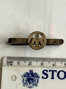 Vintage Mensa 1981 Silver coloured metal Tie Slide - IQ Society Rare - Picture 1 of 3