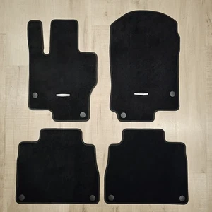 Mercedes-Benz gle 20/21 3rd Row OEM Floor Mats Set Of 4 Near Mint Condition READ - Foto 1 di 16