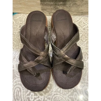 Sandalias de cuña de latón antiguo con banda cruzada Merrell para mujer talla 5 casual comodidad Foto 1 de 4