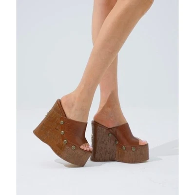 Mules de cuña Naked Wolfe para mujer 10 tulipán bronceado plataforma cuero marrón tachonado años 70 Foto 1 de 4