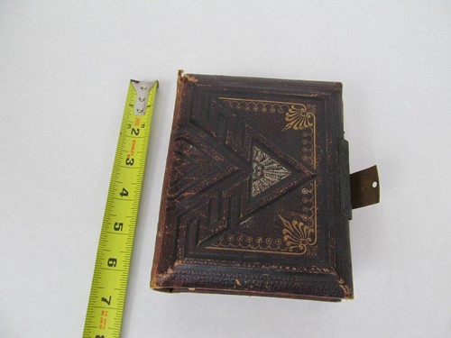 Foto 1 di 4