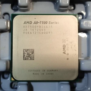 Procesador AMD A8-7500 cuatro núcleos 3,0 GHz, zócalo AD7500YBI44JA FM2+, CPU de 65 W - Imagen 1 de 2