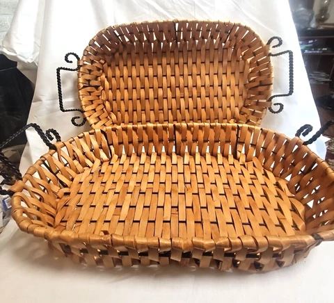 Wood And Wire Basket set , flat bottom. Double wire Cover