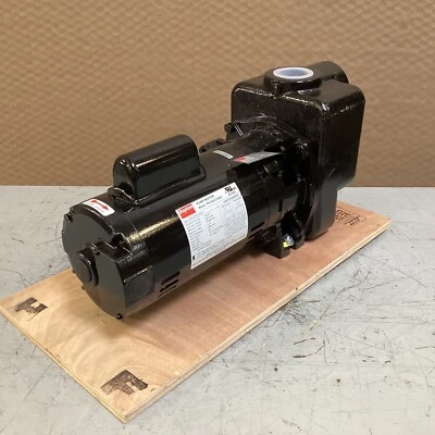 DAYTON 4UA69 Centrifugal Pump 115/230V AC 82 ft Max Head 1 1/2" Compat Intake an - Image 1 of 4