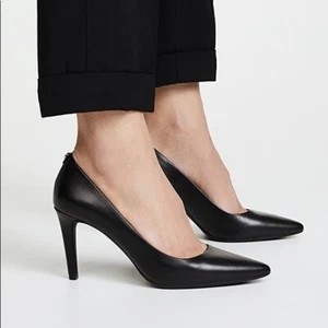 Michael Kors "Dorothy Flex" puntera puntiaguda negro tacón BNWT talla 10 - Imagen 1 de 10