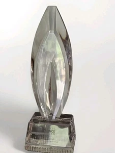 Trofeo People's Choice Award 2017 prototipo de resina en estuche Waterford original - Imagen 1 de 9