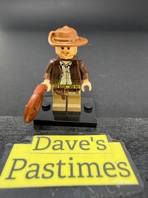 Lego Indiana Jones iaj001 Minifigure With Multiple Accessories WRONG HAT