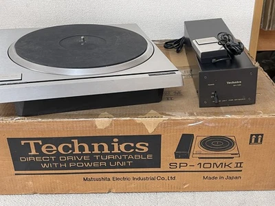 Technics SP-10MKII with SH-10E, SH-10R and Original Box Tested Working Turntable - Image 1 of 4