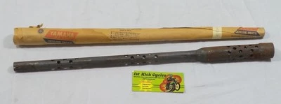 NOS SILENCIADOR ESCAPE DEFLECTOR 215-14753-30 YAMAHA YG5T YG5S Foto 1 de 3