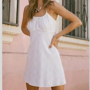 Z Supply Neu mit Etikett Liana Minikleid in weiß - Größe L - STIL # ZD232560 - Bild 1 von 9