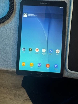 Samsung Galaxy Tab E SM-T560 16 GB, Wi-Fi, 9,6 pulgadas - negro (con 25 $ Google Play Foto 1 de 4