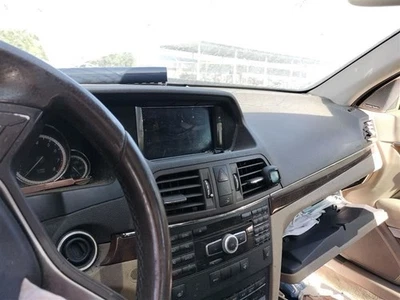 STEERING WHEEL 218-460-03-18-8P18 2012 MERCEDES-BENZ E550 — 第 1/4 张图片