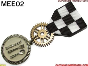 Steampunk badge brooch pin drape Medal chef restaurant cutlery dining cook #EE2 - Picture 1 of 5